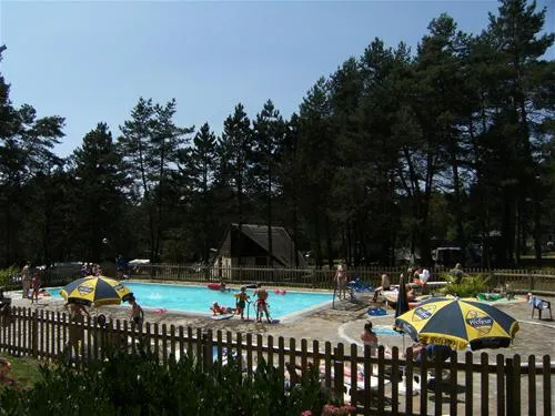 camping-le-vianon-palisse-3vfyq