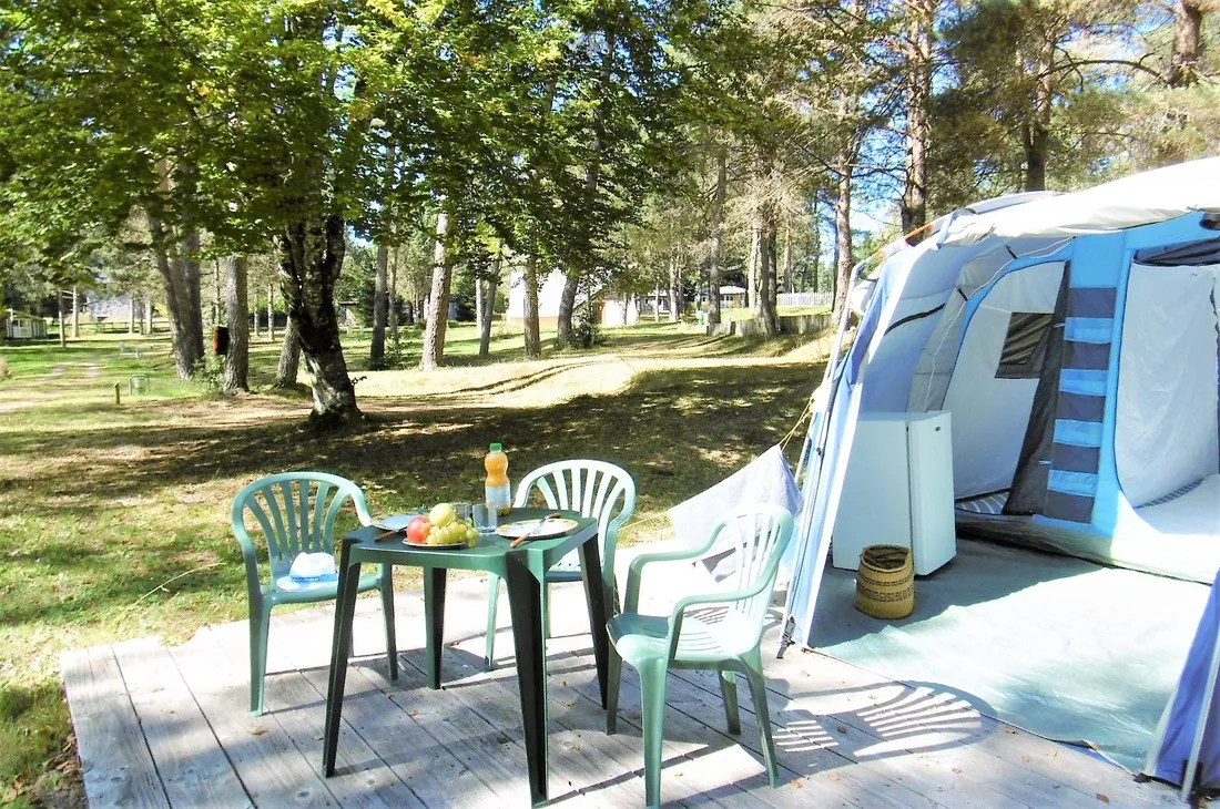 camping-le-vianon-palisse-hhj2u