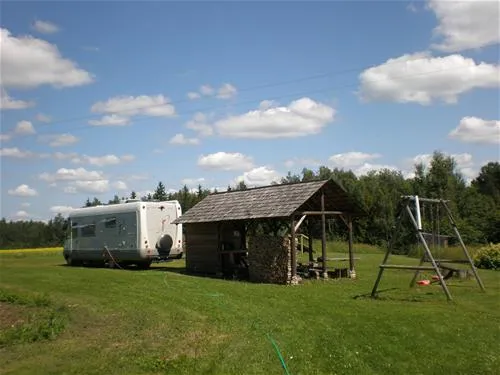 camping-oru-talu-plvamaa-dxc2n