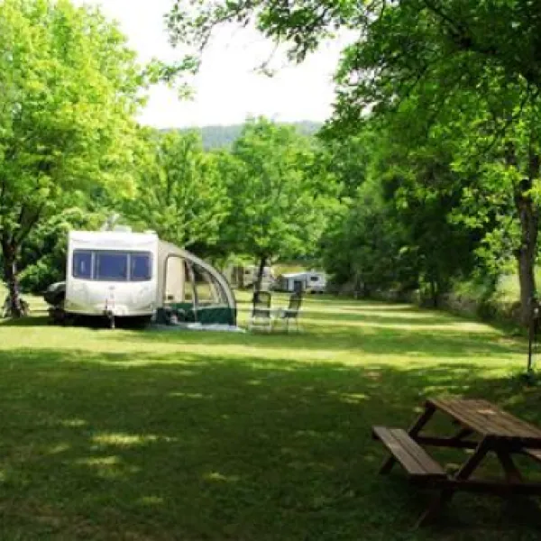 camping-du-ruisseau-du-treil--saintcirq-lapopie-nrb6c