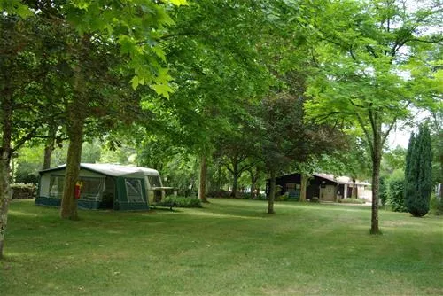 camping-du-ruisseau-du-treil--saintcirq-lapopie-sazlw