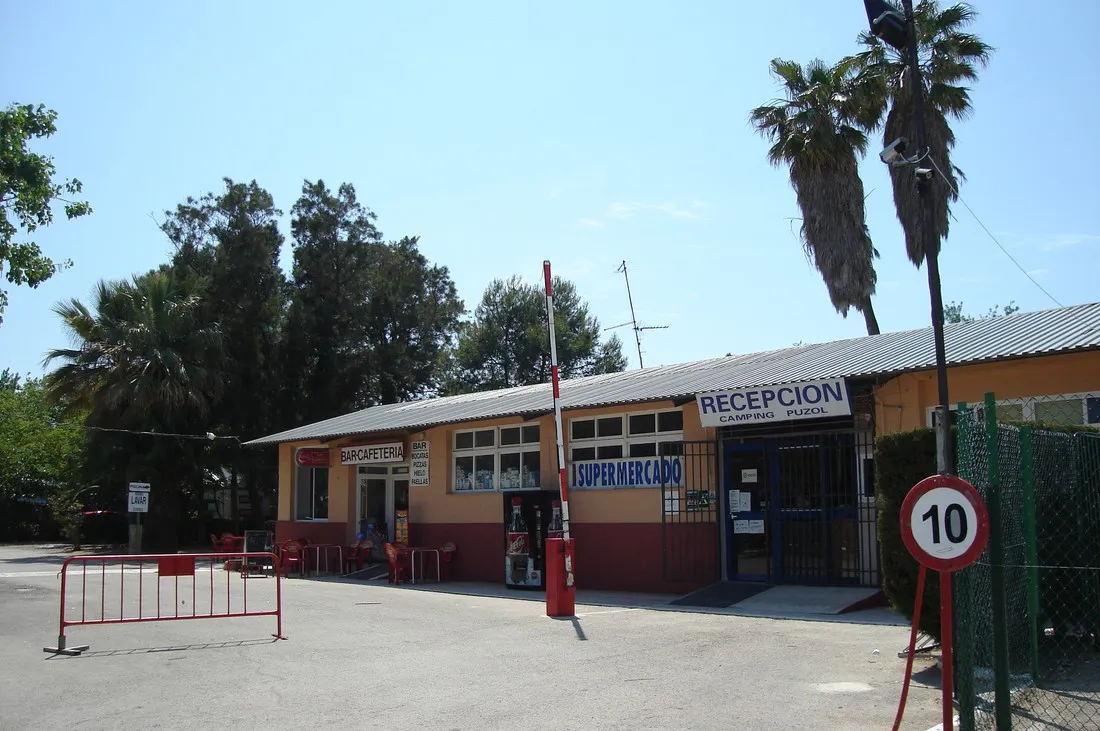 camping-puzol-puol-0l70u