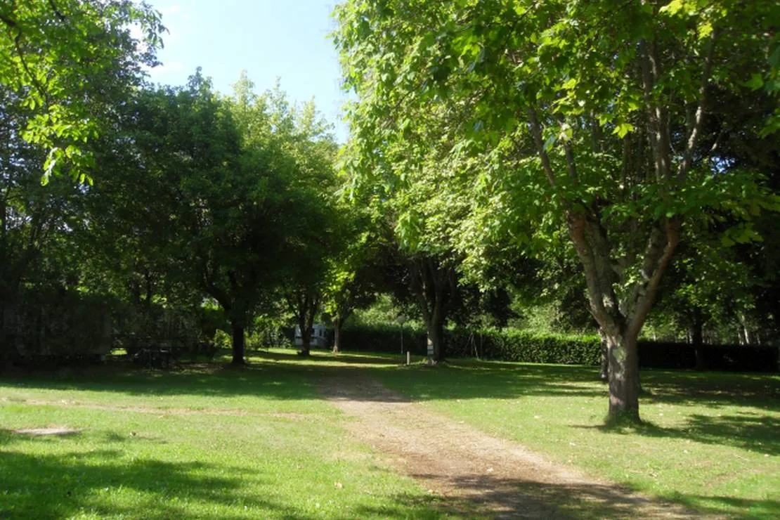 camping-la-capelle-monteils-i8ifu