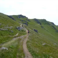 la-presquile-du-puech-des-ouilhes-lacapelle-viescamp-cantal-4jutb