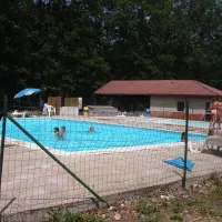 la-presquile-du-puech-des-ouilhes-lacapelle-viescamp-cantal-hj5nm