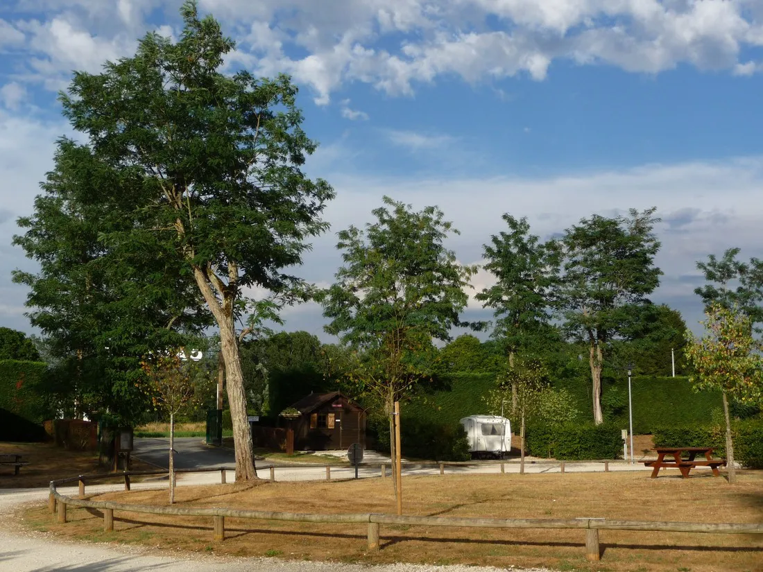 essi-du-val-bonny-sur-loire-g3zay