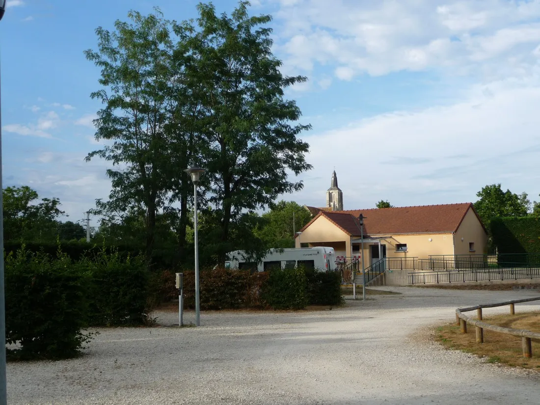 essi-du-val-bonny-sur-loire-g9y0g