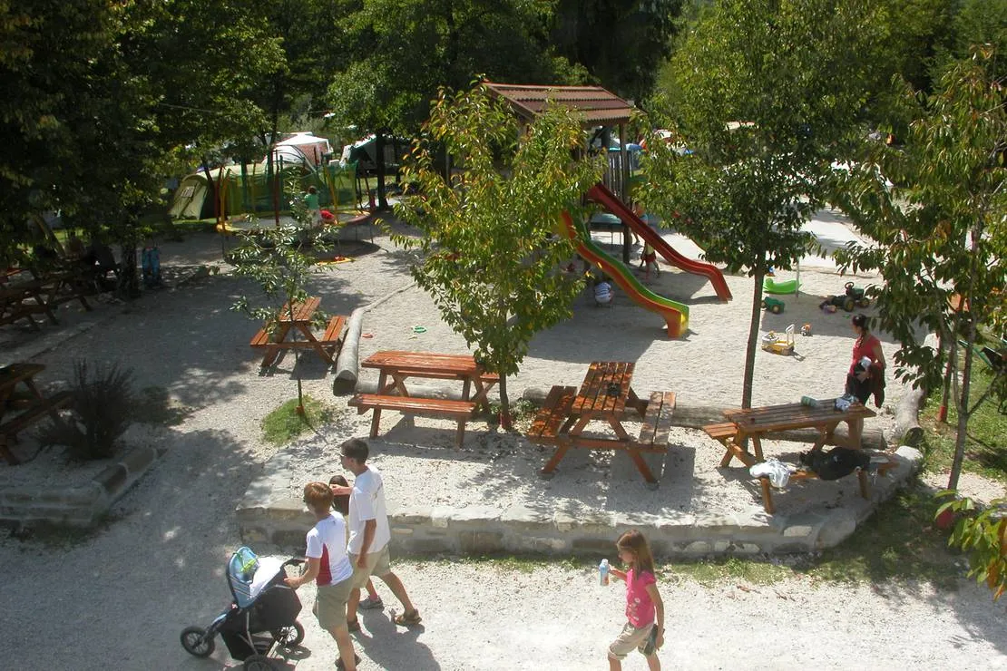 camping-nadiza-podbela-breginj-2iddq