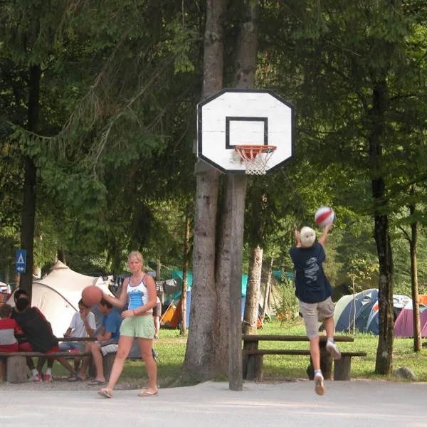 camping-nadiza-podbela-breginj-ncudj