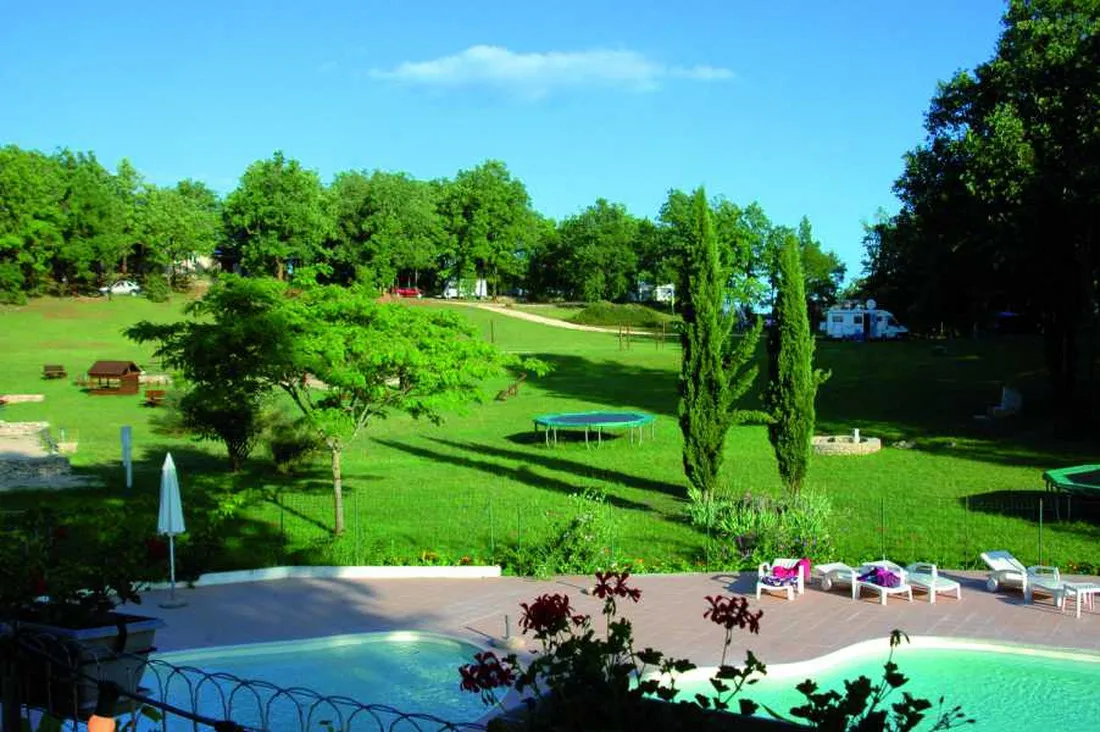 la-truffiere-st-cirq-lapopie-lot-b2n1e