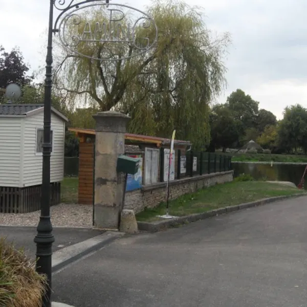camping-la-saone-jolie-scey-sur-saone-et-st-albin-vleop