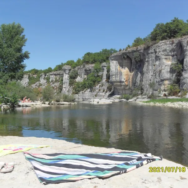 la-rouveyrolle-casteljau-ardeche-c7lxh