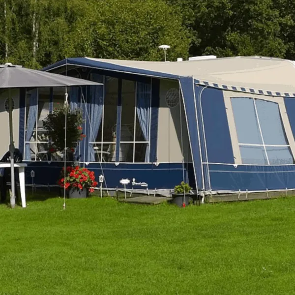 lngasjns-camping-stugby-asarum-awniv