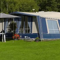 lngasjns-camping-stugby-asarum-awniv