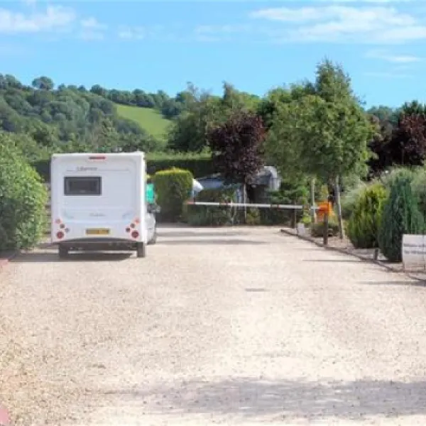 bath-chew-valley-caravan-park-bristol-dlcan