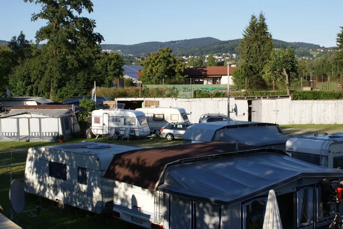 camping-donaustrandhaus-deggendorf-csjih