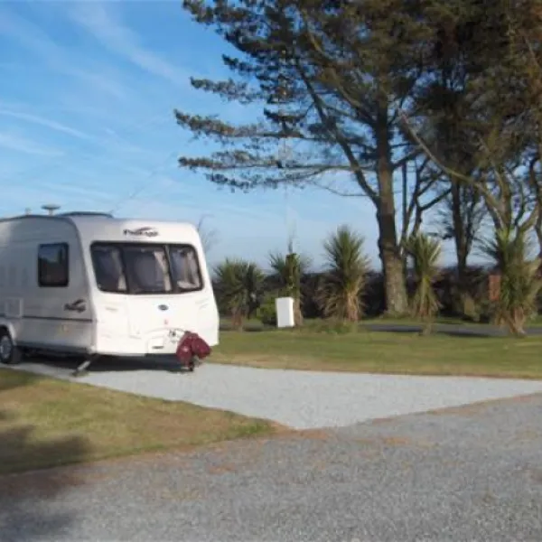 redlands-touring-caravan--camping-park-haverfordwest-5m5xv