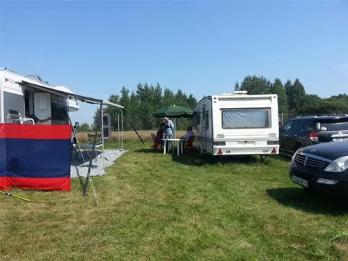 camping-1-kolodnitsa-u6mdy