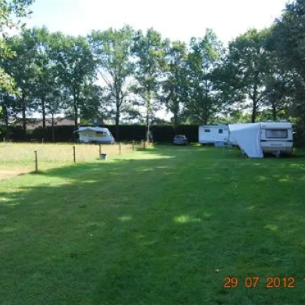 camping-hoondert-breda-wooa4