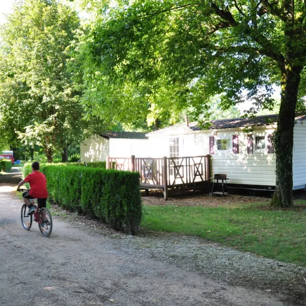 camping-de-la-bourgnatelle-bretenoux-owz9r