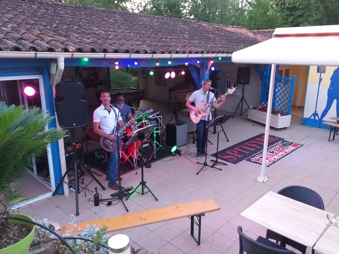 camping-la-fage-la-chapelle-aubareil-6waao