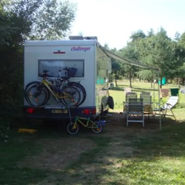 camping-la-fage-la-chapelle-aubareil-br1n4
