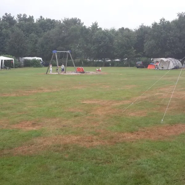 camping-de-notenkraker-wanroij-vhx16