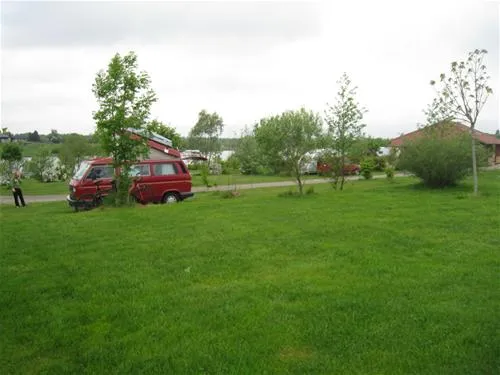 le-domaine-de-louvarel-champagnat-cfn7k
