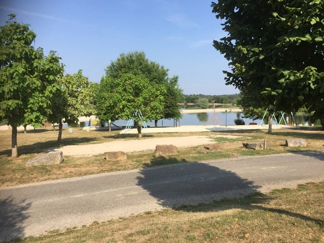 le-domaine-de-louvarel-champagnat-efxbj
