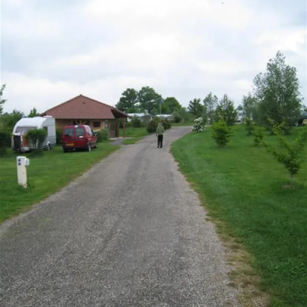 le-domaine-de-louvarel-champagnat-lfm0l