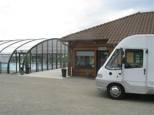 le-domaine-de-louvarel-champagnat-umtya