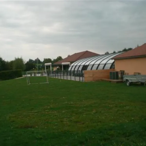 le-domaine-de-louvarel-champagnat-ybtwl