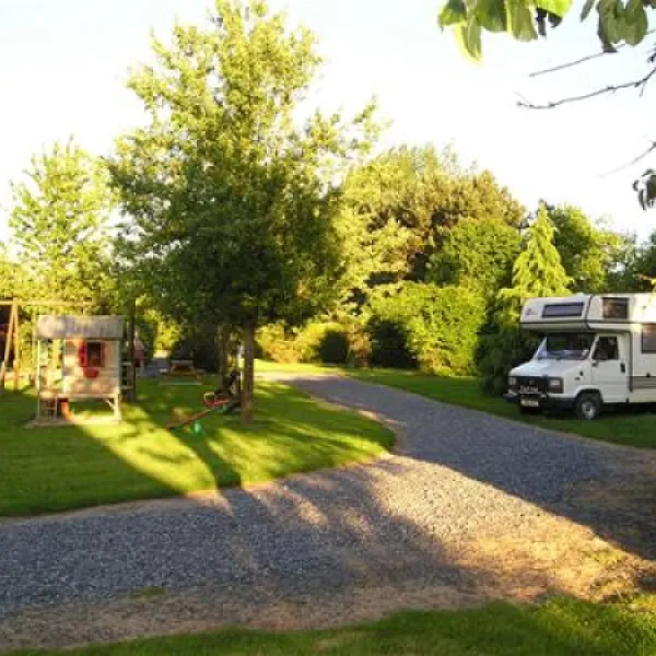 Camping les Pommiers