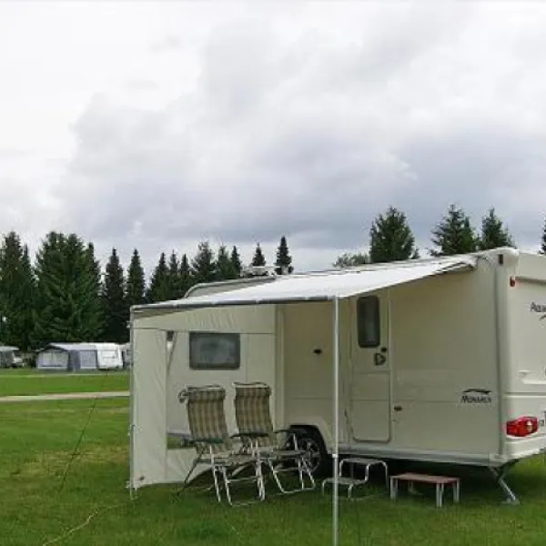 campingpark-httensee-winsen-oouog