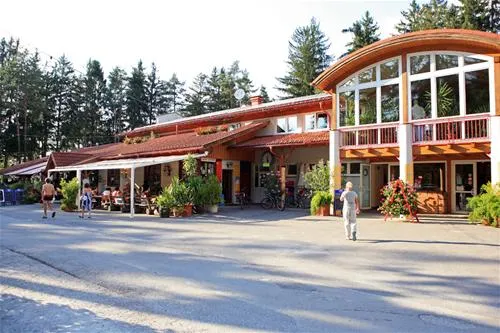 strandcamping-anderwald-faak-am-see-qlkis