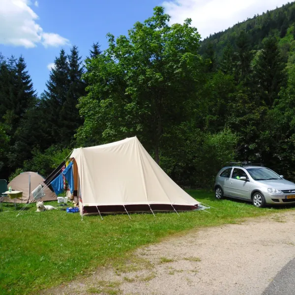 camping-domaine-du-haut-des-bluches-la-bresse-glipd