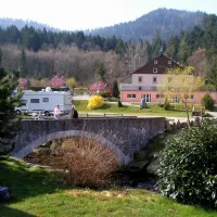 camping-domaine-du-haut-des-bluches-la-bresse-jtivx