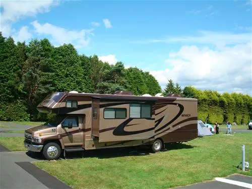roundwood-c-c-park-roundwood-wxzzs