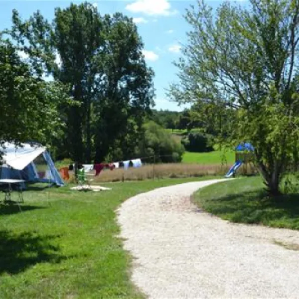 domaine-de-la-velle-montclra-gompj