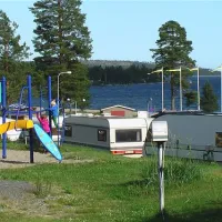 Gullviks Havsbad Camping och Stugby