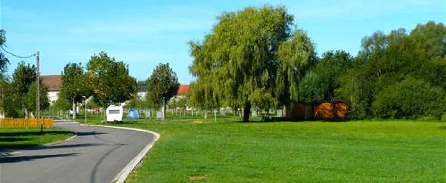 Camping Etang Saint Vit