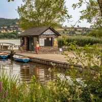 lakeside-c-c-park-llangorse-1full