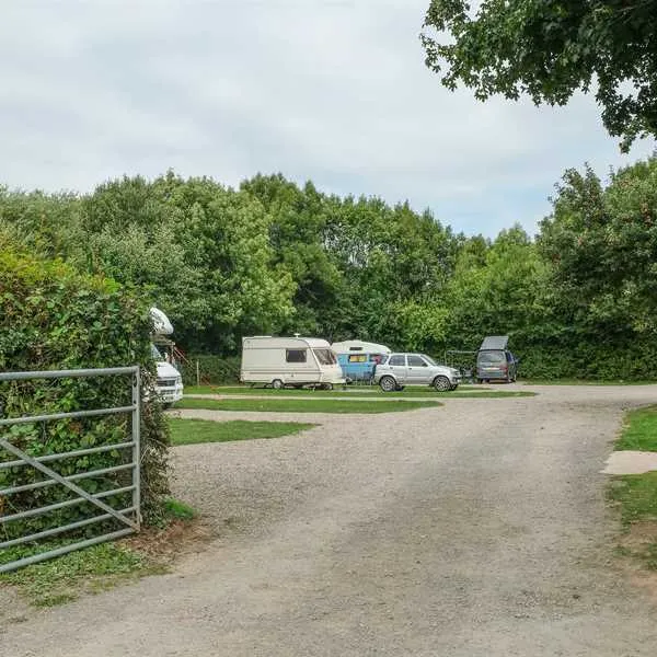 lakeside-c-c-park-llangorse-6g7il