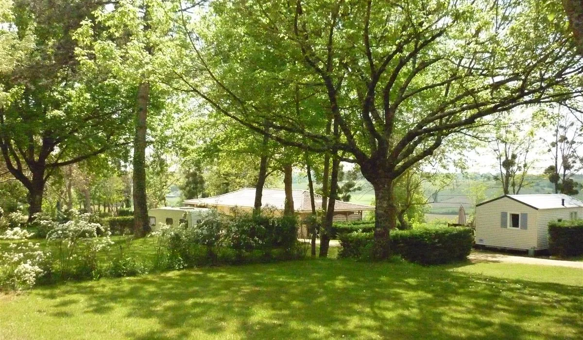 le-domaine-du-castex-aignan-wbgxh