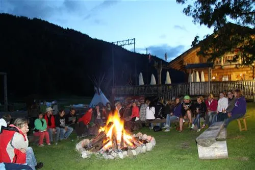 freizeitpark-ramsaubeachcamping-ramsau-am-dachstein-rvbyl