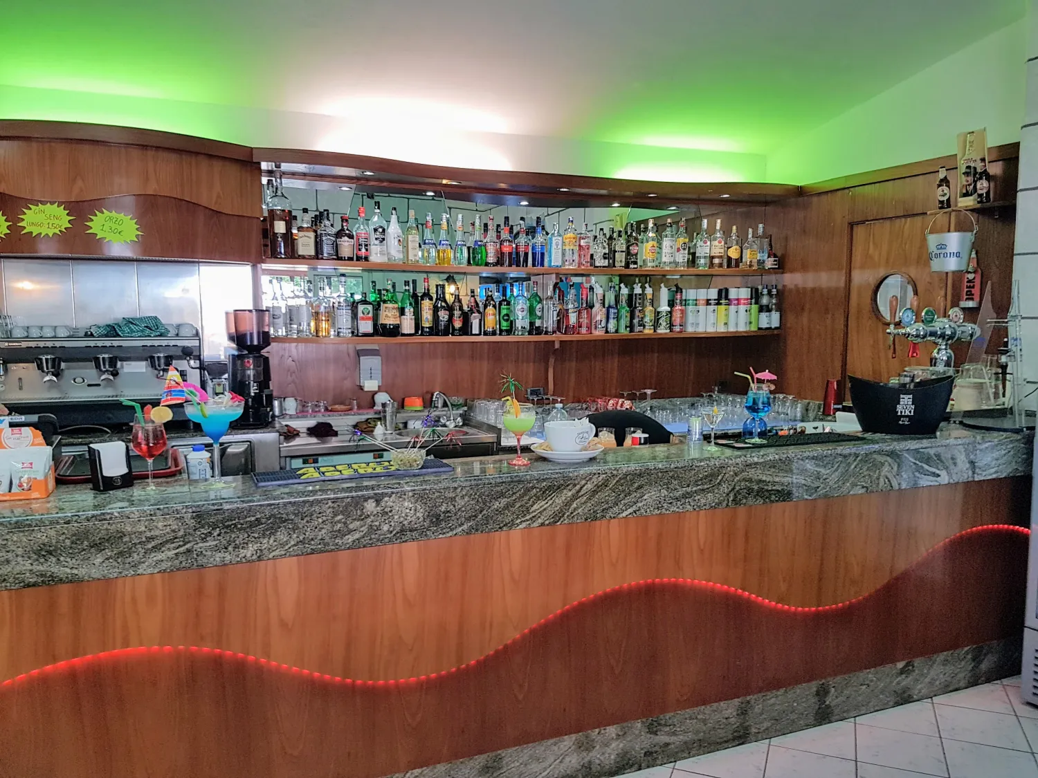 camping-sole-e-mare-rio-nellelba-z1q4w