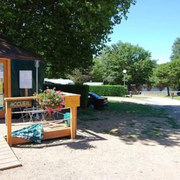 camping-le-lac-st-mathieu-ka6pz
