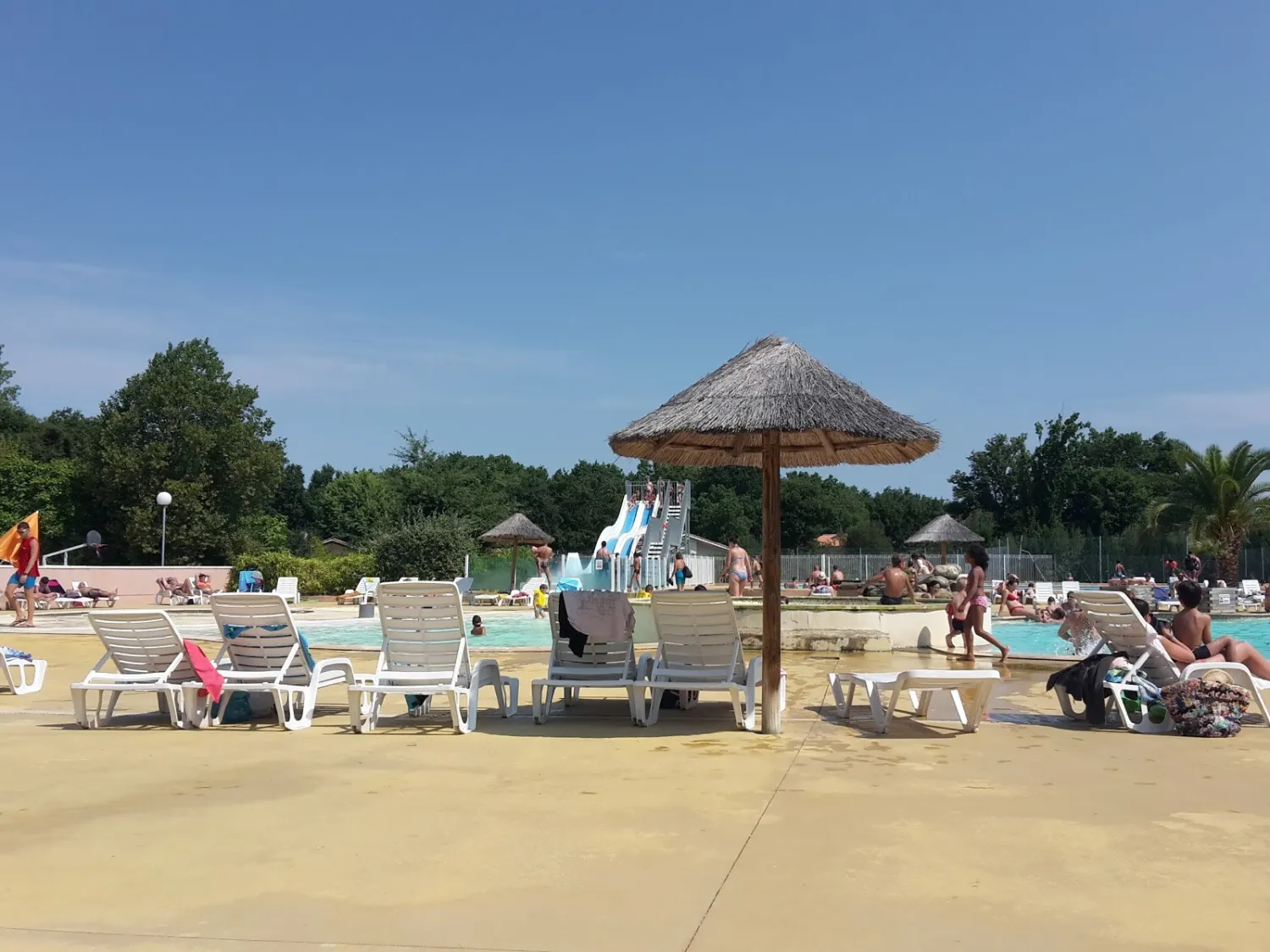 camping-les-landes-bleues-aureilhan-yemlr