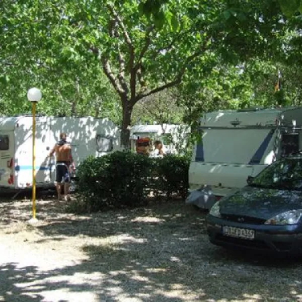 isthmia-beach-camping-isthmia-bulcs
