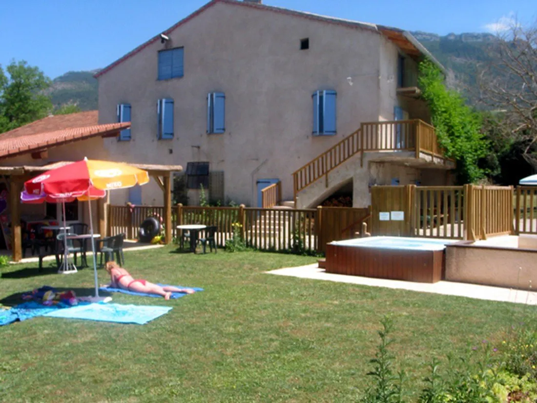 camping-le-glandasse-drme-cvlmp